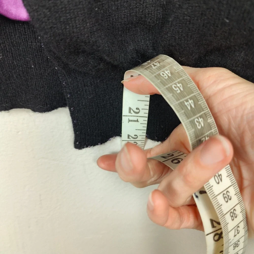 White + Warren Cashmere Cardigan‎ Sweater Womens Medium Black Purple Silk Lining